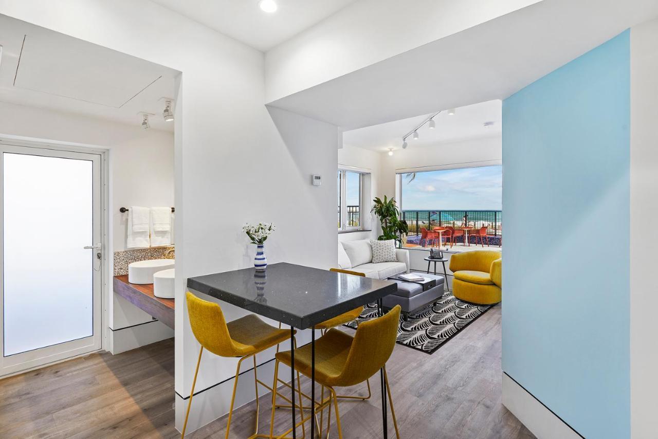 Ocean Treasure Beachside Suites Lauderdale-by-the-Sea Exterior foto